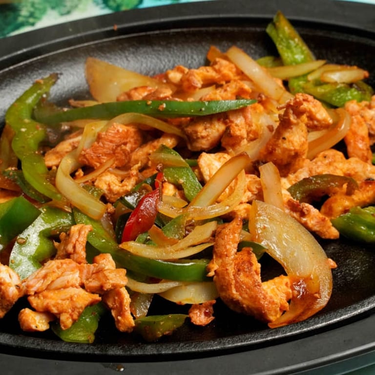 Delicious Chicken Fajitas: A Tex-Mex Favorite